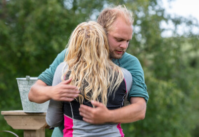 TIL FINALEN: Mia Gundersen fikk den siste finalebilletten etter å ha slått Rødt-politikeren. Foto: Alex Iversen / TV 2 TIL FINALEN: Mia Gundersen fikk den siste finalebilletten etter å ha slått Rødt-politikeren. Foto: Alex Iversen / TV 2
